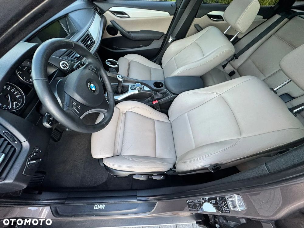 BMW X1 sDrive18i - 8