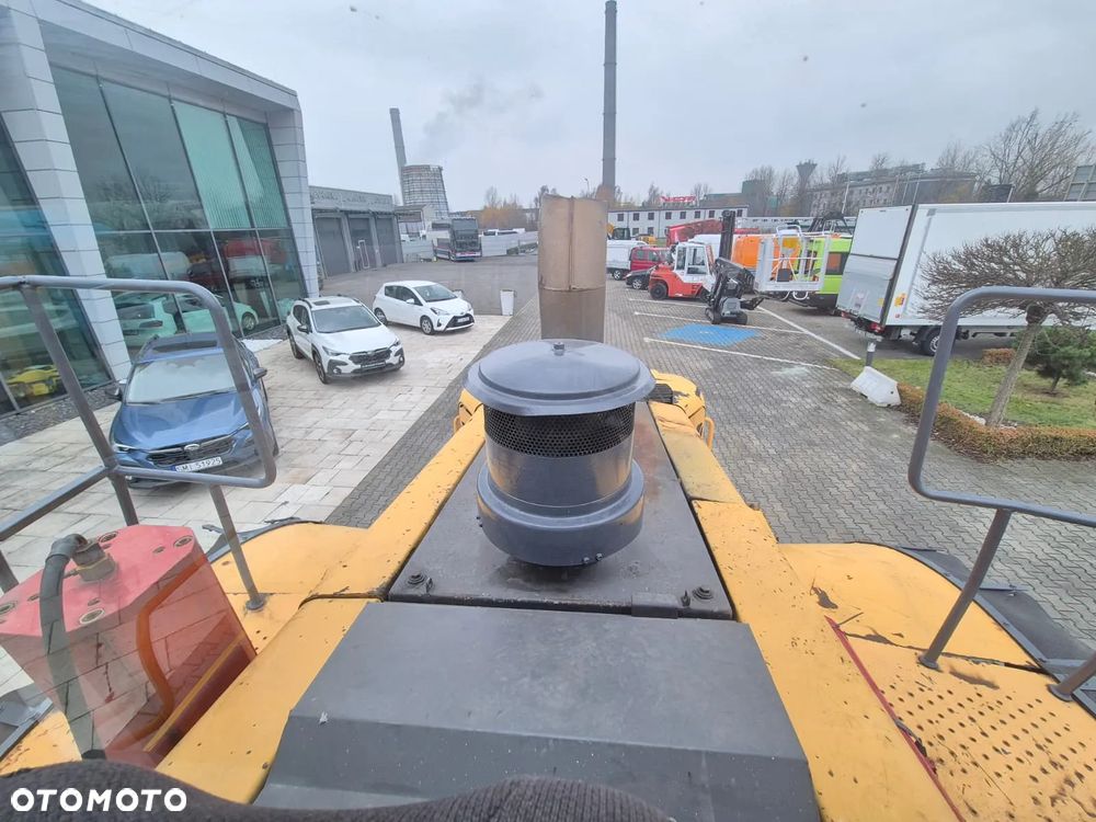 Volvo L 180E 4X4 / HEAVY DUTY / ŁADOWARKA KOŁOWA / CHWYTAK DO BALI I DREWNA / WIELE ZASTOSOWAŃ / OD PIERWSZEGO WŁAŚCICIELA / DOBRY STAN / MOŻLIWOŚĆ TRANSPORTU - 29