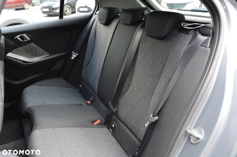 BMW Seria 1 - 24