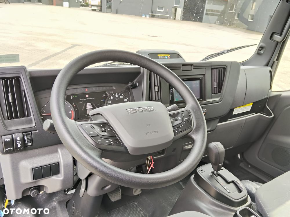 Isuzu M27 - 14