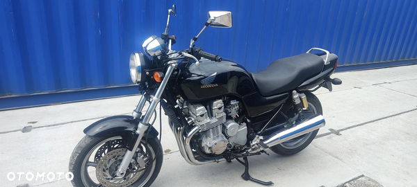 Honda CB