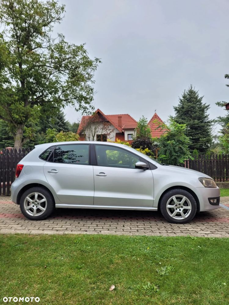 Volkswagen Polo - 1