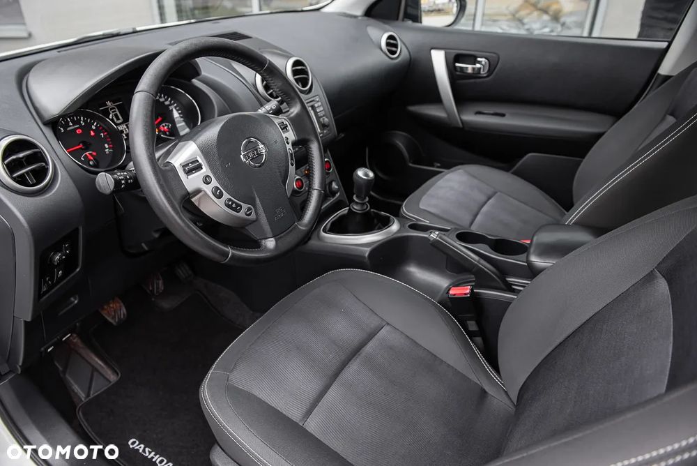 Nissan Qashqai - 15