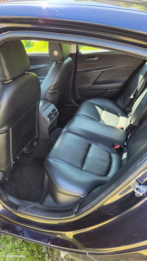 Jaguar XE 2.0 D Portfolio Aut. - 15