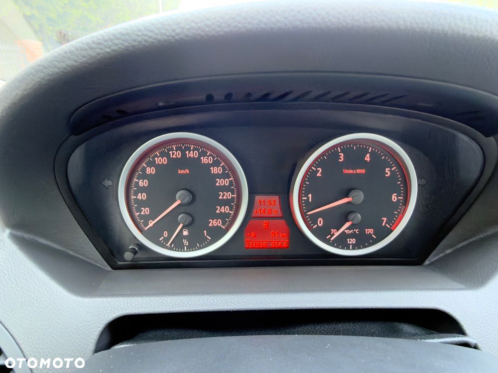 BMW Seria 6 645 Ci - 27