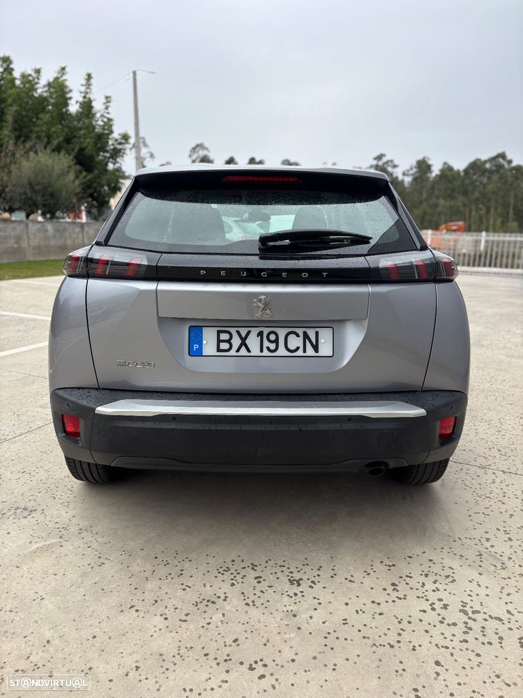 Peugeot 2008 1.2 PureTech Active Pack - 4