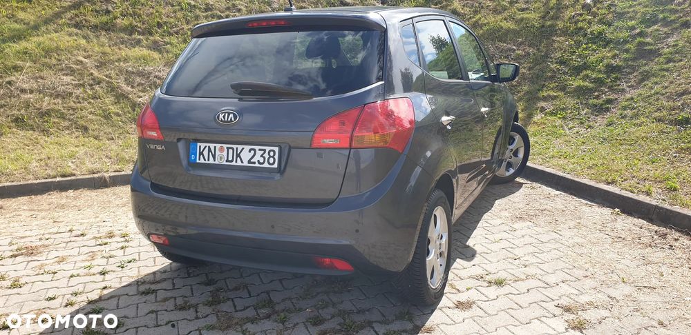 Kia Venga 1.6 Business Line - 17
