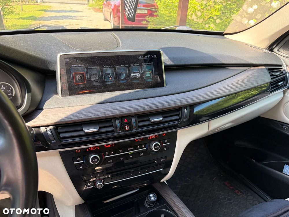 BMW X5 - 12