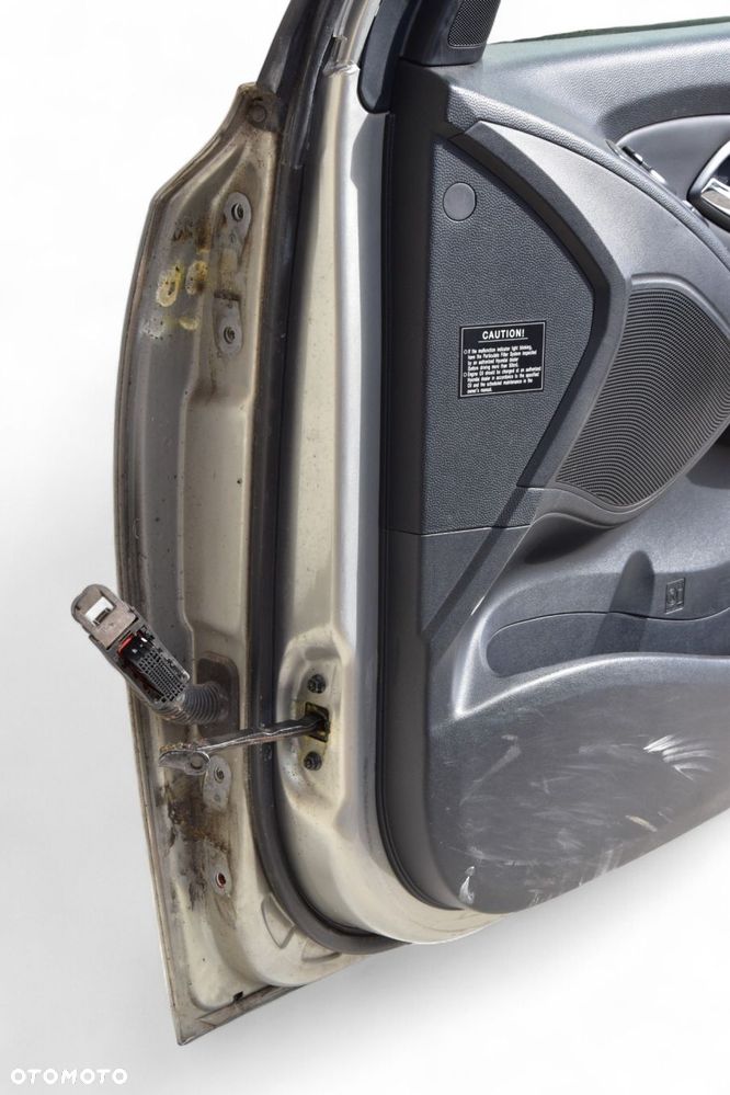 Drzwi Prawy Przód HYUNDAI IX35 I Przedlift 09-12 kod lakieru: A3 - 12