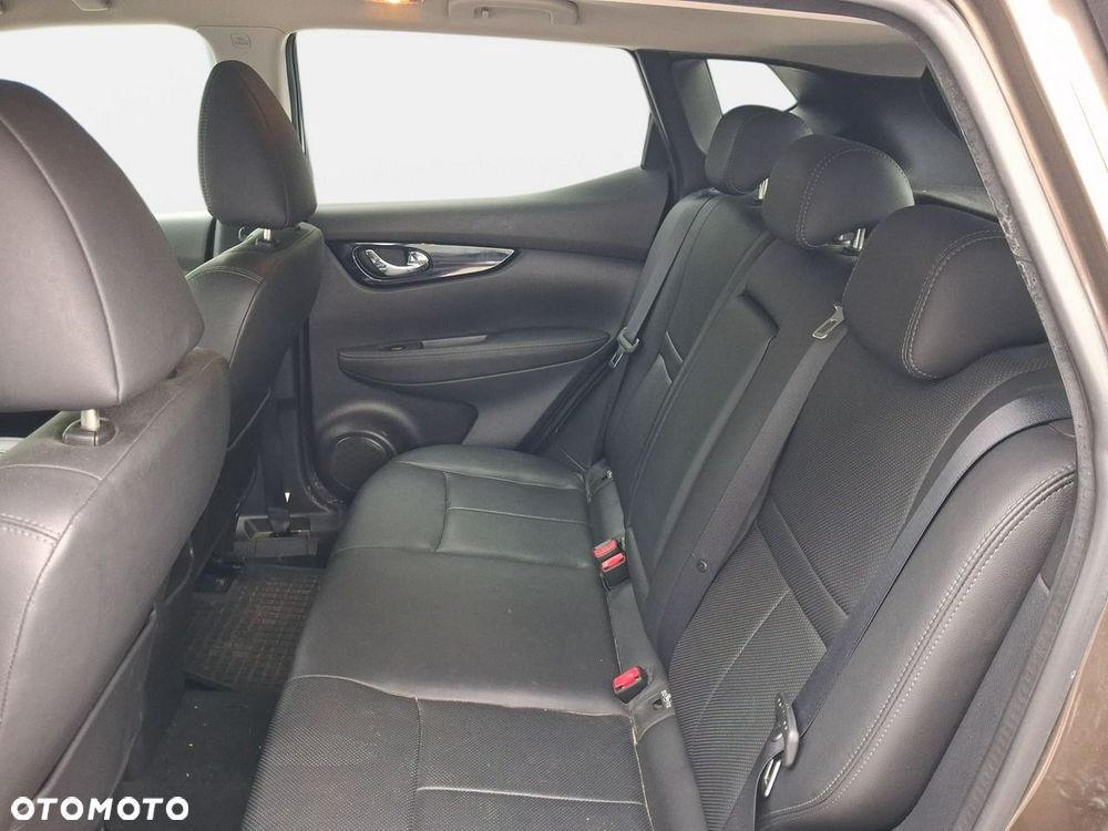 Nissan Qashqai - 14