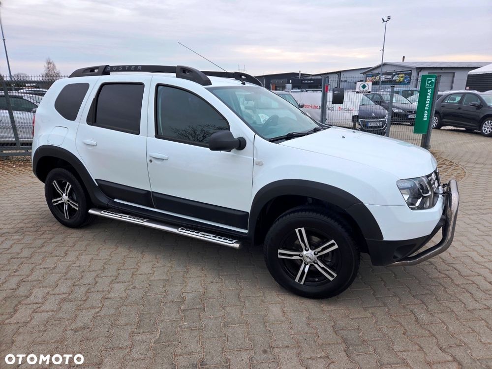 Dacia Duster 1.6 16V 105 4x2 Prestige - 4