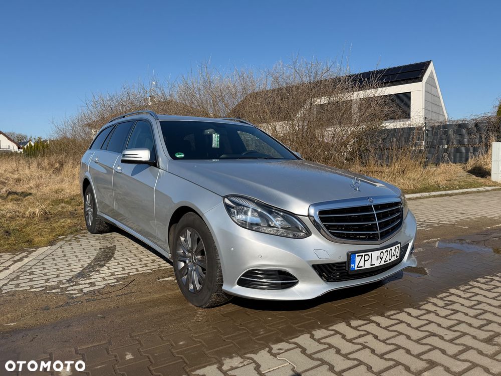 Mercedes-Benz Klasa E 220 CDI 7G-TRONIC - 4