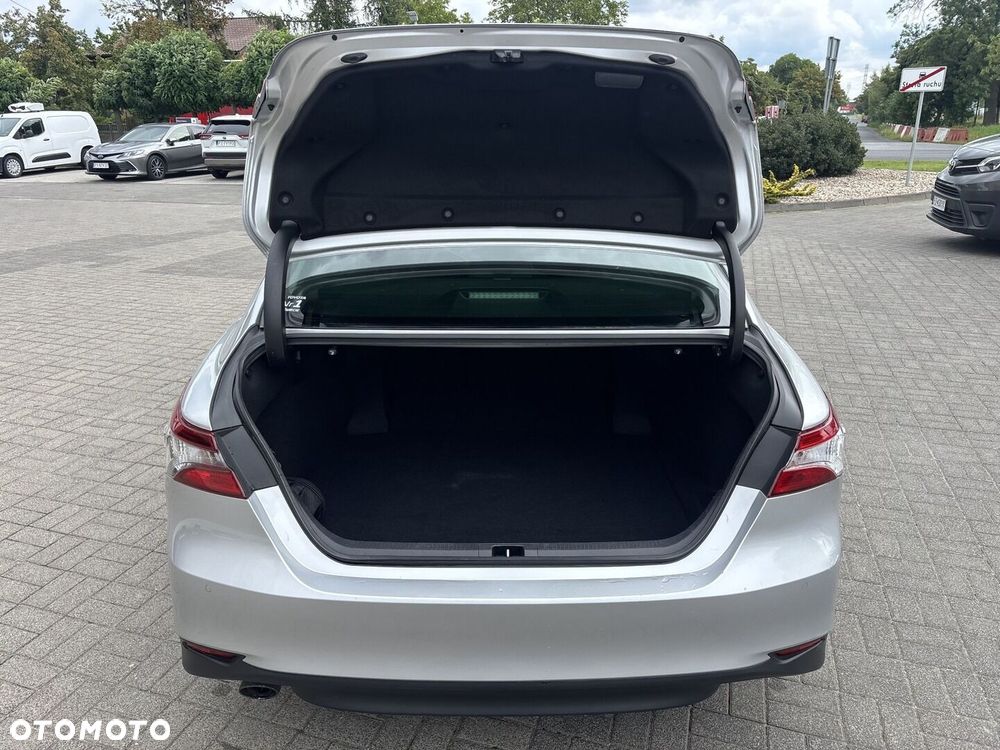 Toyota Camry 2.5 Hybrid Comfort CVT - 15