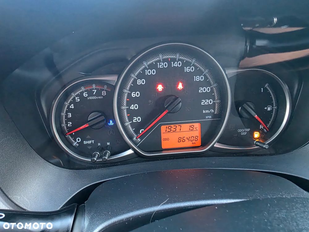 Toyota Yaris 1.33 VVT-i Edition 2014 - 18