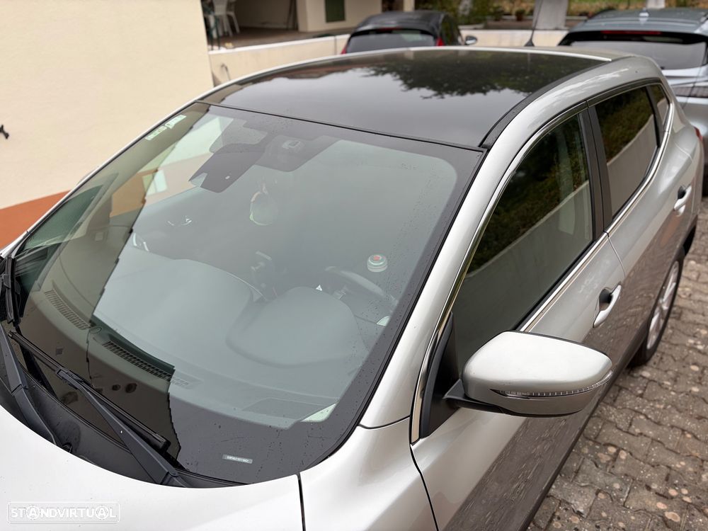 Nissan Qashqai 1.5 dCi N-Connecta - 2