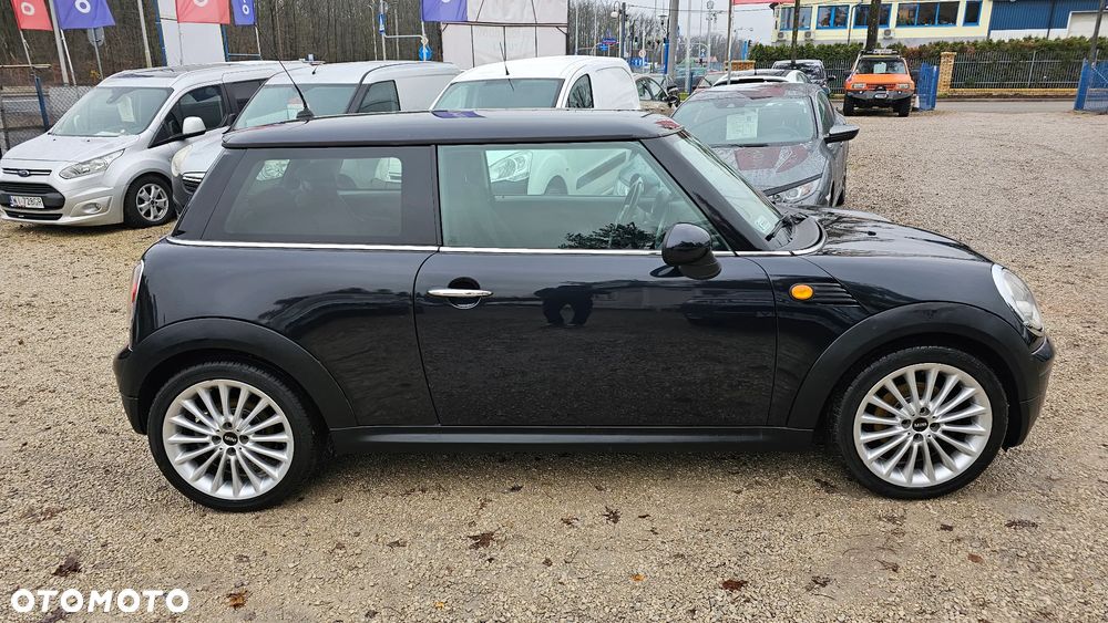 MINI Cooper 50 Camden - 5