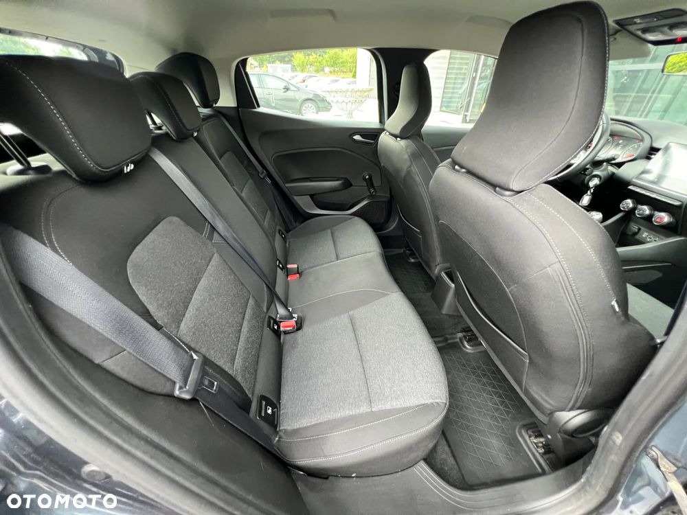 Renault Clio - 14