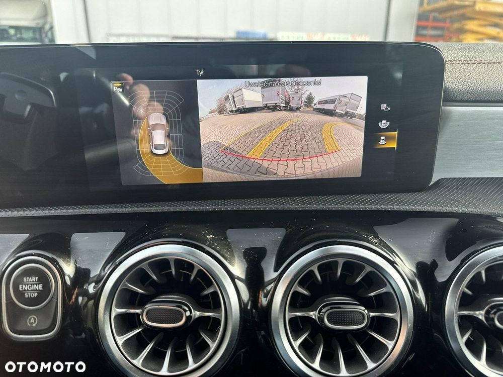 Mercedes-Benz CLA - 26