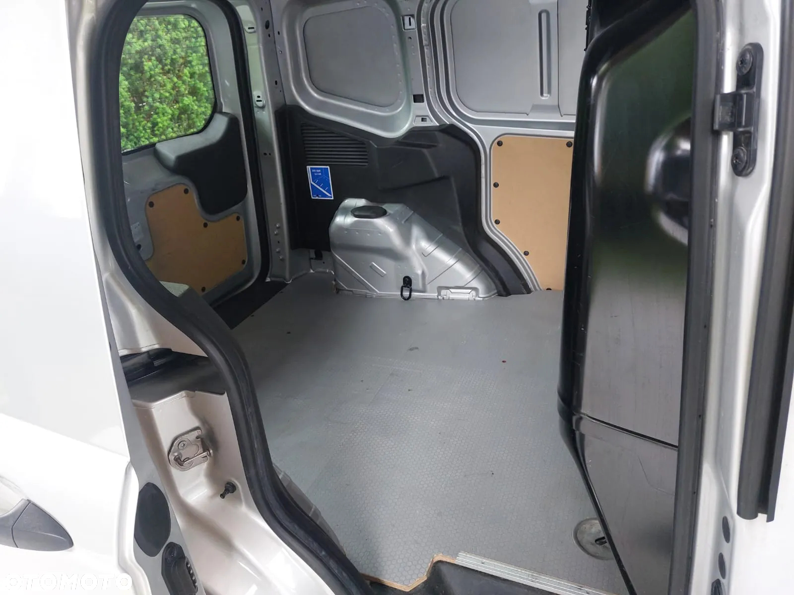 Ford Transit Courier 1.5 TDCi Trend - 16