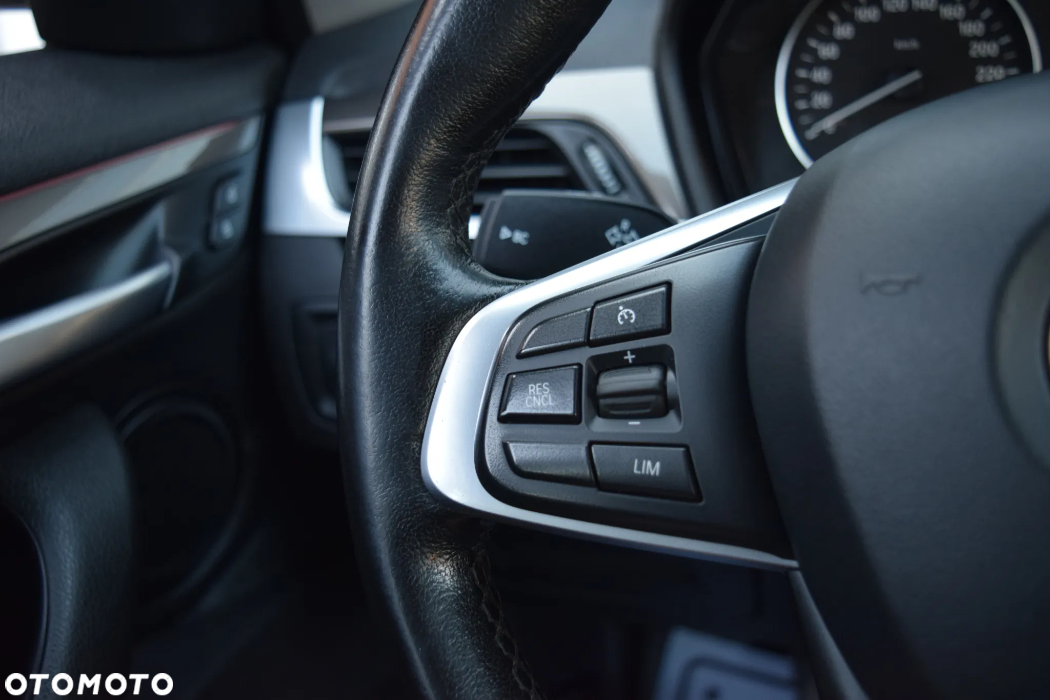BMW X1 xDrive20d xLine - 23