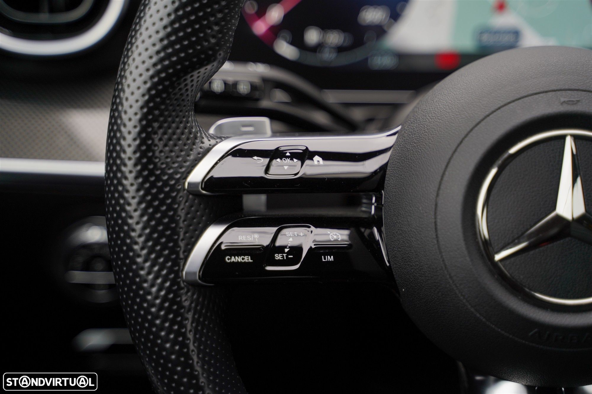 Mercedes-Benz C 300 d AMG Line - 18