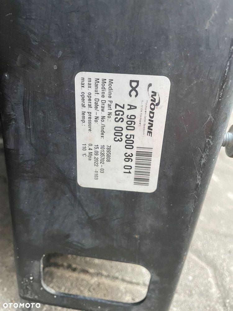 MERCEDES ACTROS MP4 CHŁODNICA WODY ORYGINAŁ JAK NOWA 22R A9605003601 - 7