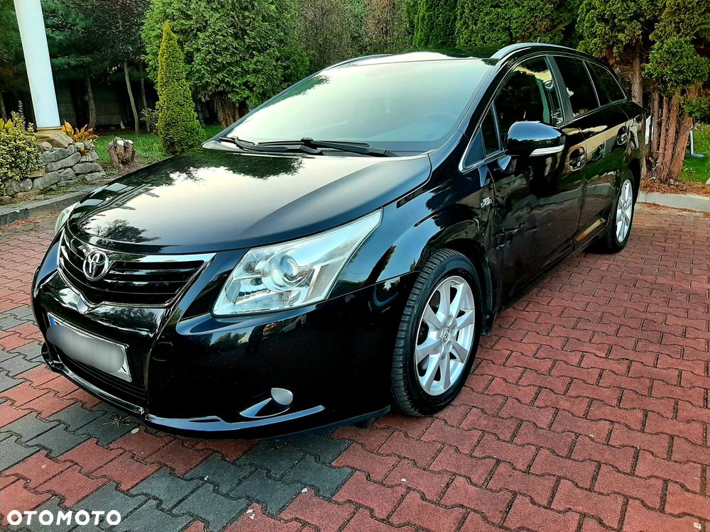 Toyota Avensis - 20