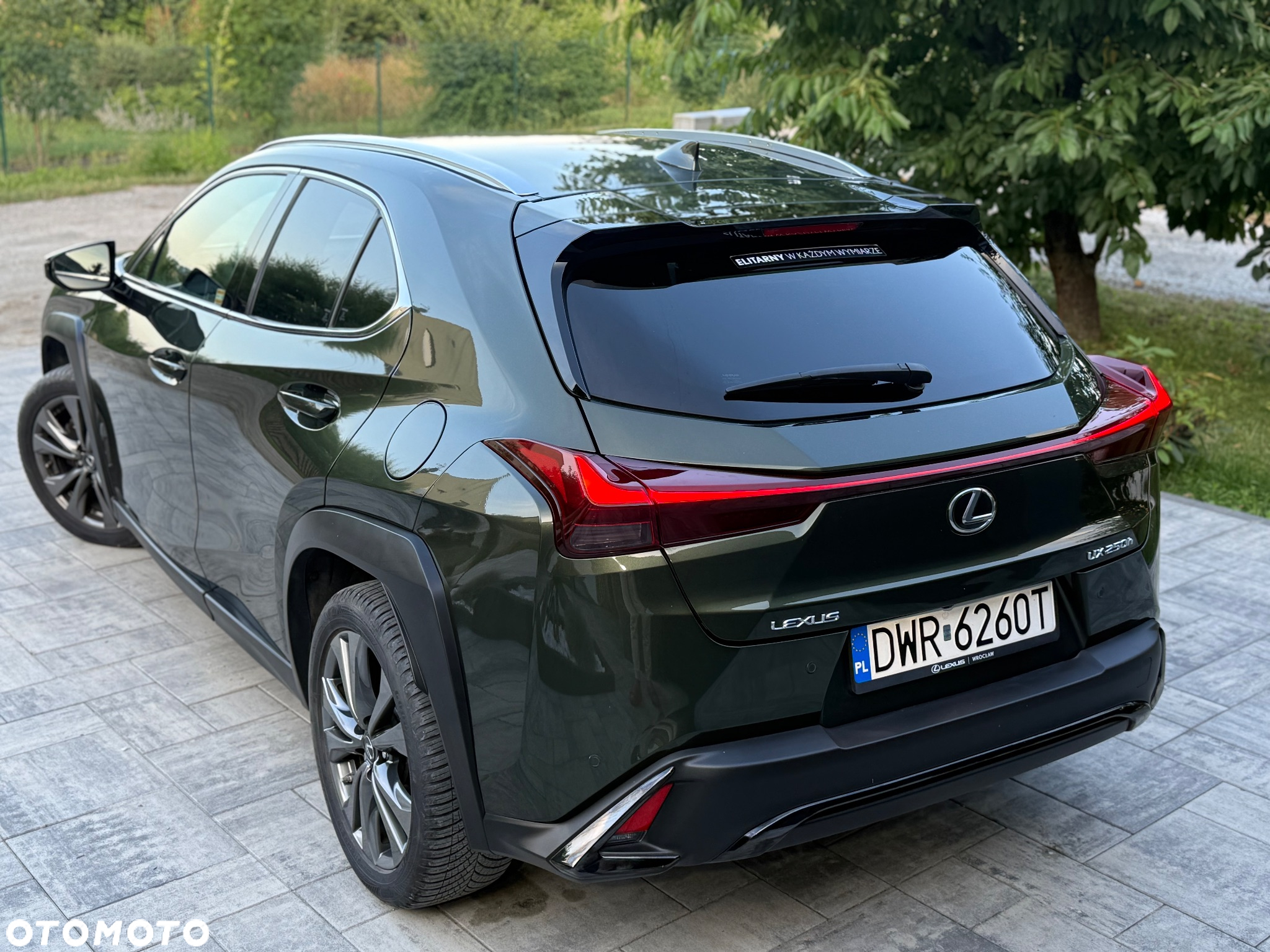Lexus UX - 6