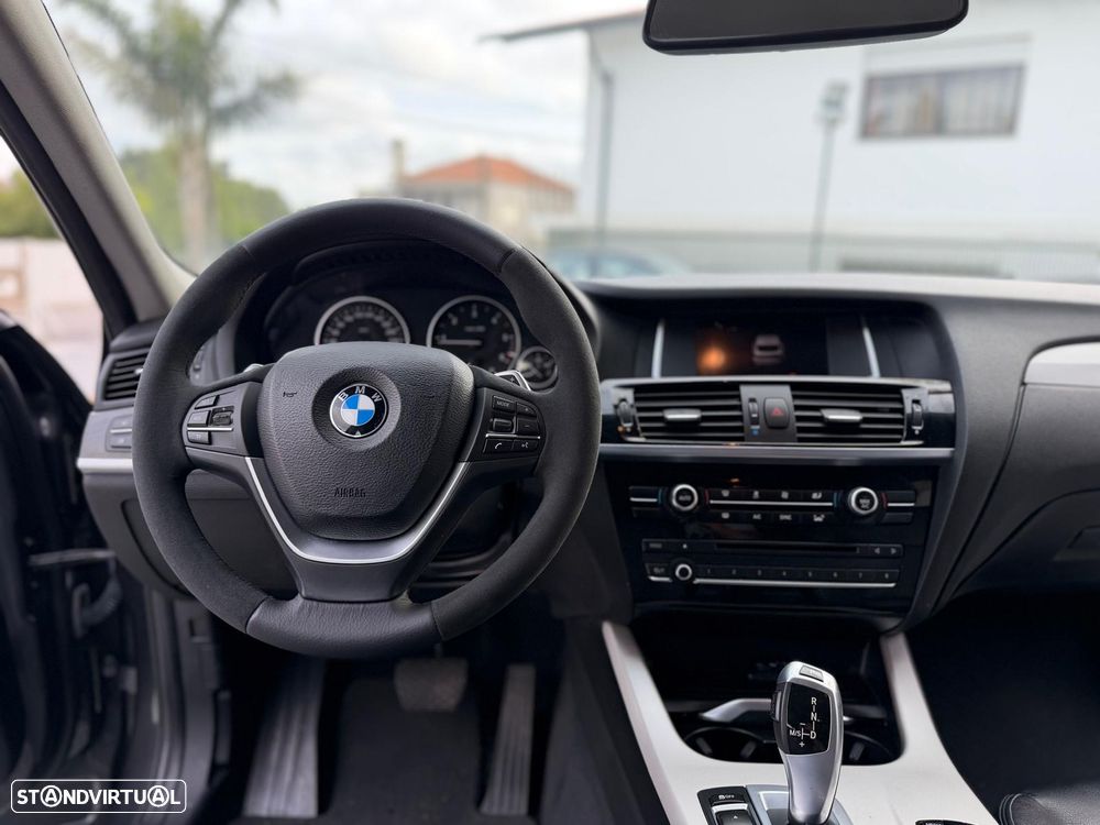 BMW X4 xDrive20d Aut. Advantage - 25
