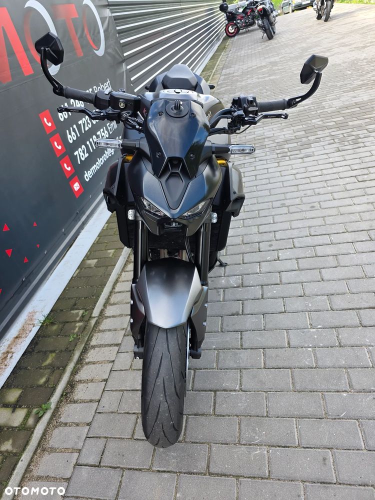 Kawasaki Z 900 - 16