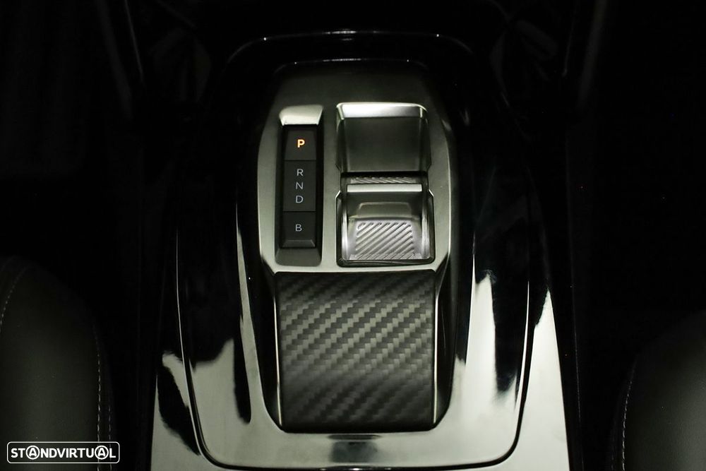 Peugeot e-2008 50 kWh GT - 15