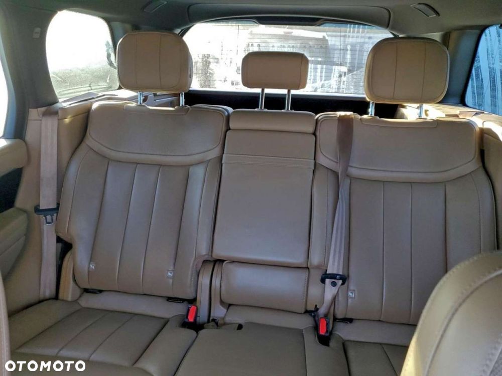 Land Rover Range Rover - 12