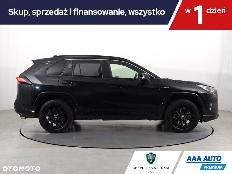 Toyota RAV4 - 7