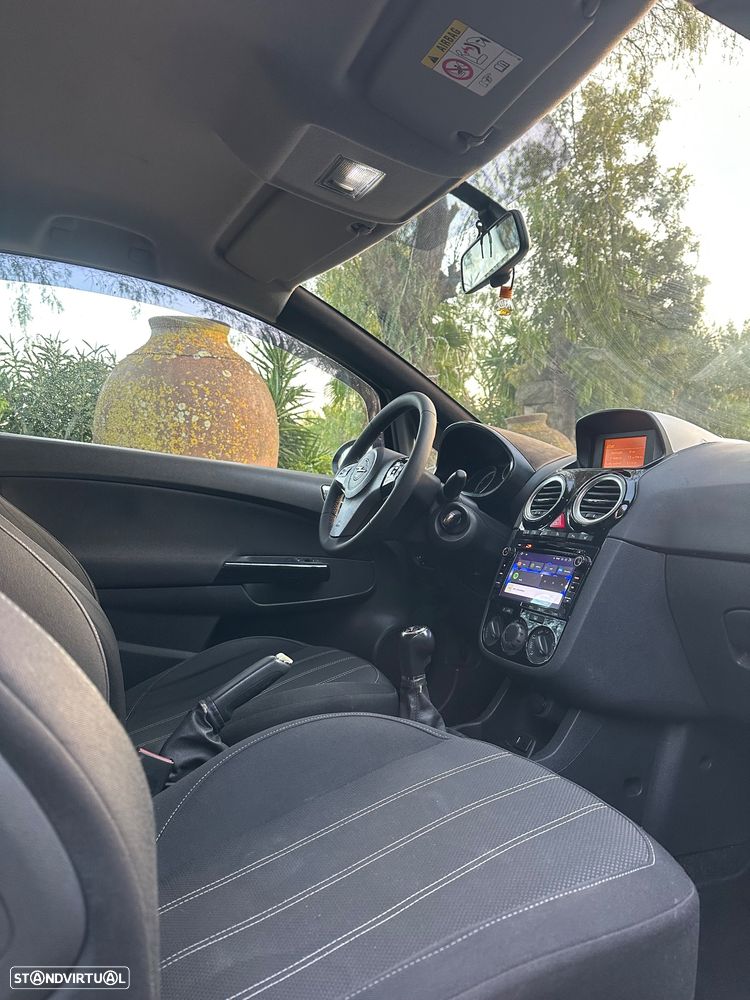 Opel Corsa 1.4 Black Edition - 12