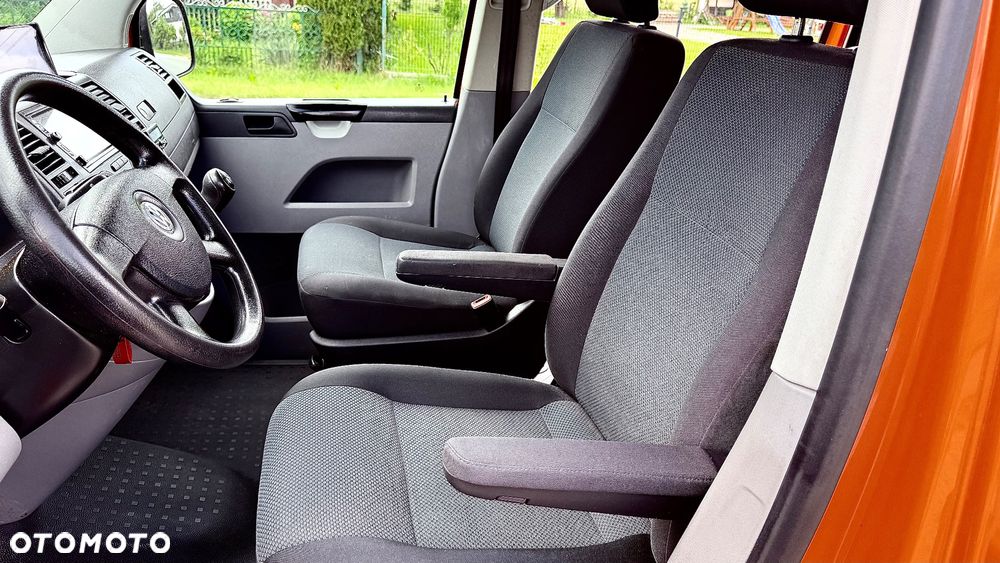 Volkswagen Transporter - 30
