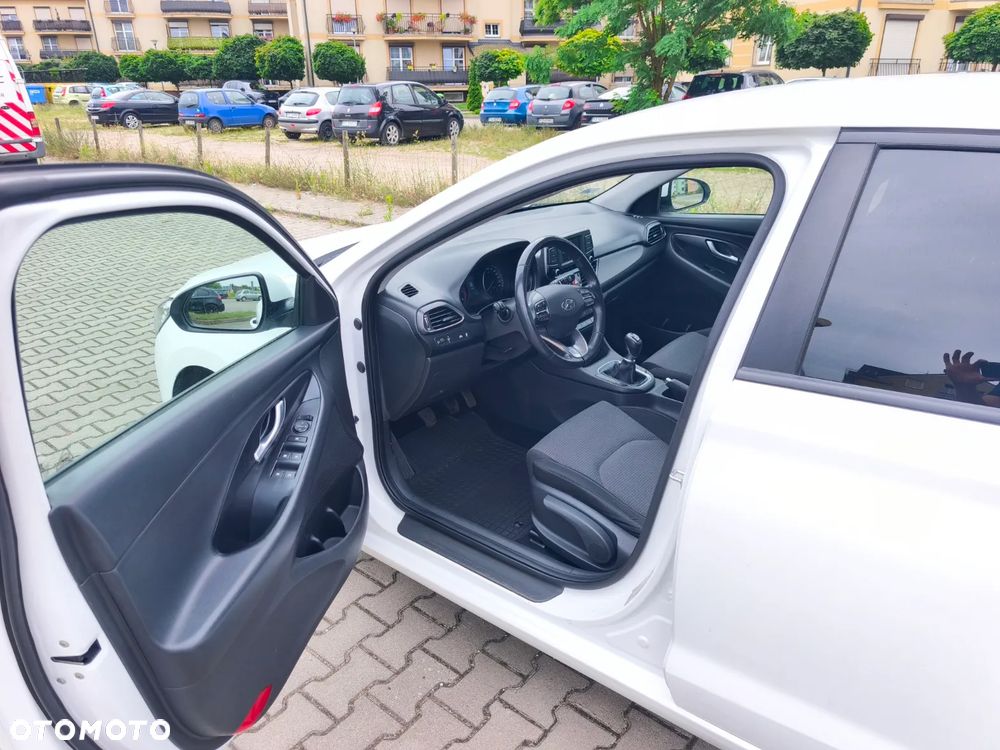 Hyundai i30 1.4 Comfort - 9