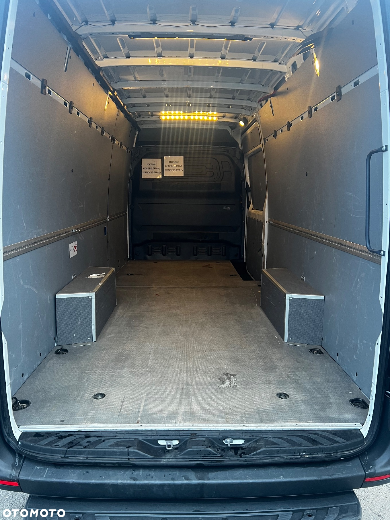 Mercedes-Benz Sprinter 317 - 7