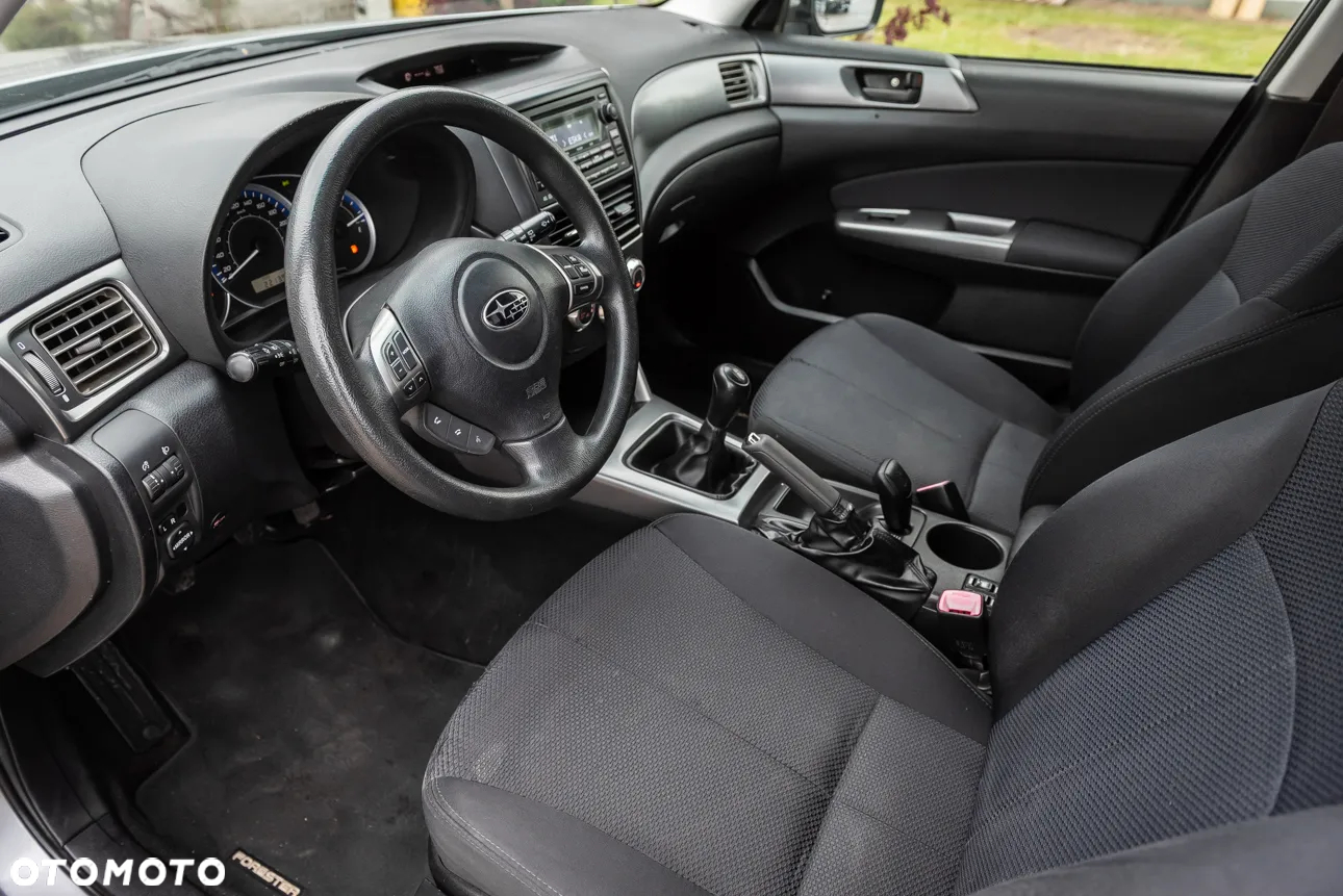 Subaru Forester 2.0X Trend - 17