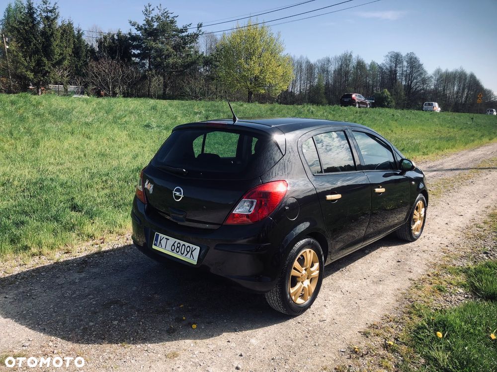 Opel Corsa 1.4 16V Color Edition - 3