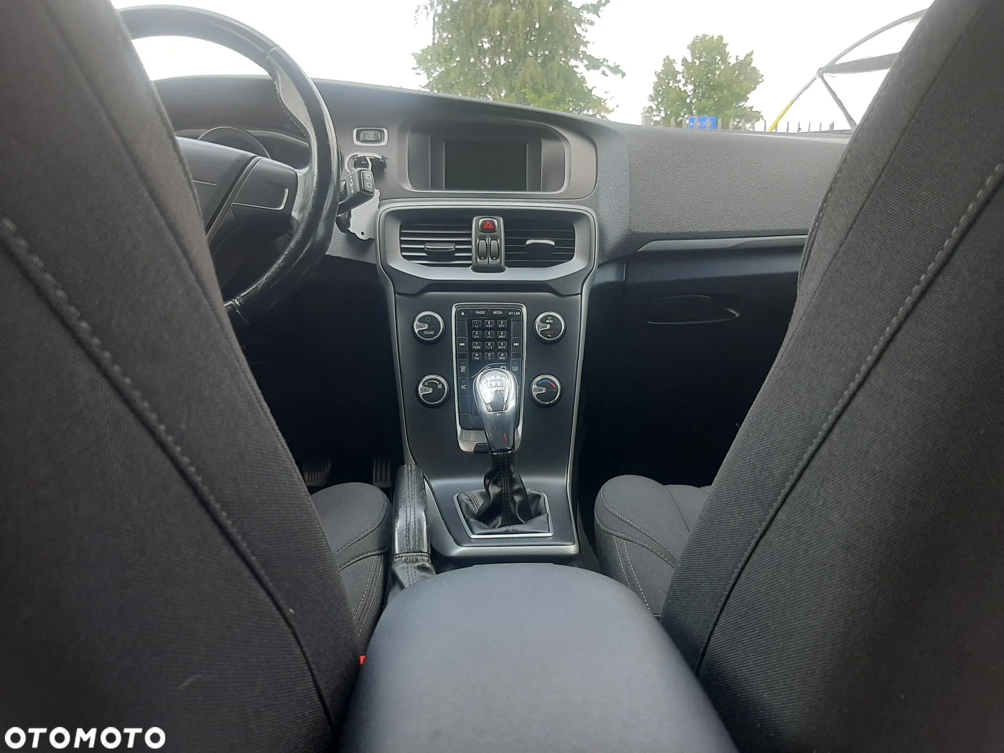 Volvo V40 D2 Momentum - 20