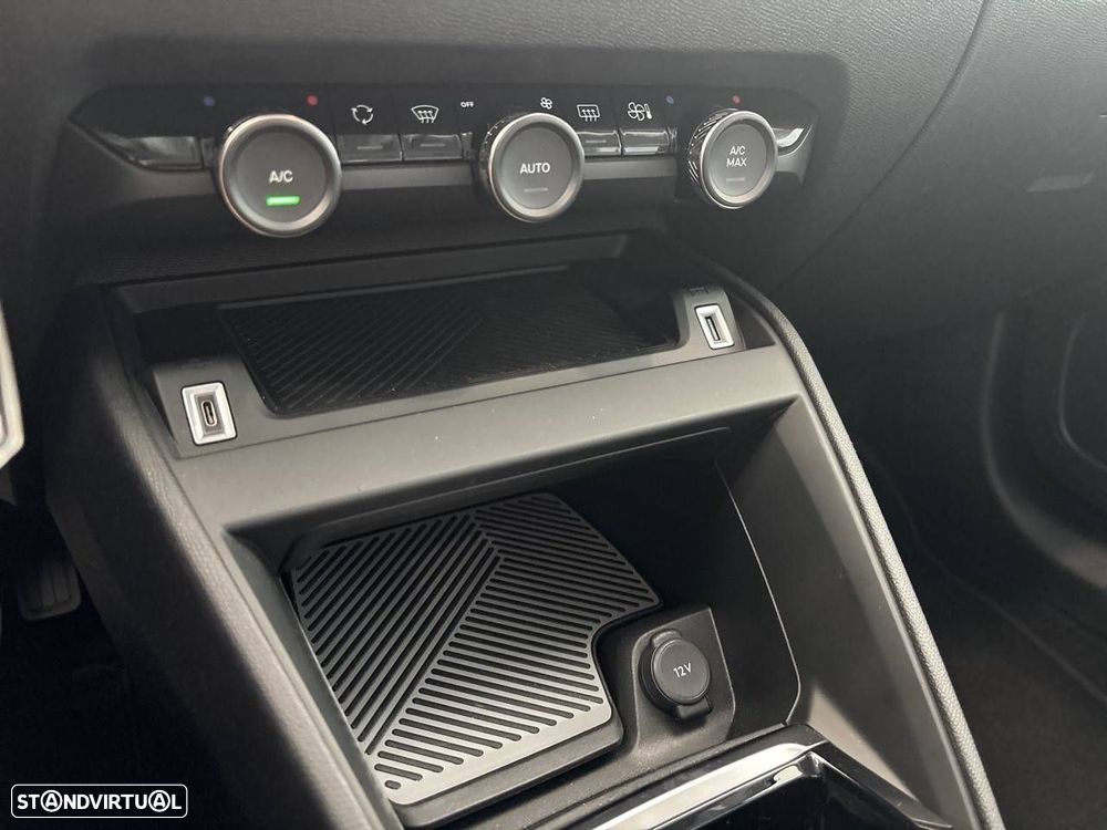 Citroën C4 1.2 Hybrid Plus e-DSC6 - 18