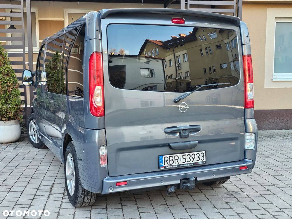 Opel Vivaro - 34