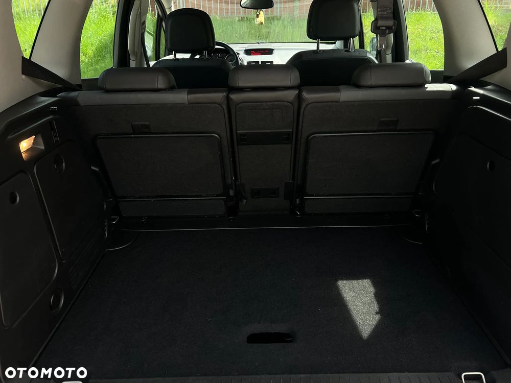 Opel Meriva 1.4 T Cosmo - 13
