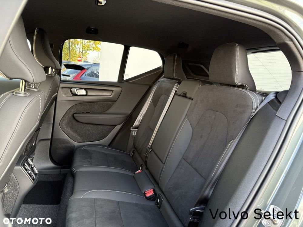 Volvo XC 40 - 21