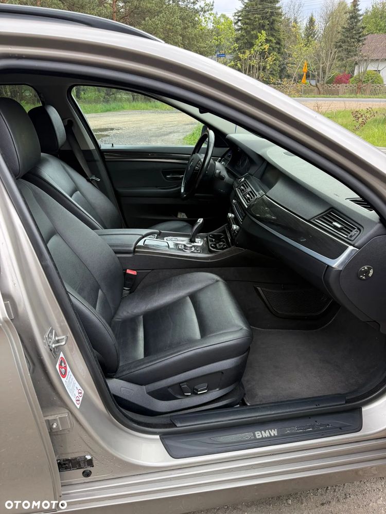 BMW Seria 5 520d - 16