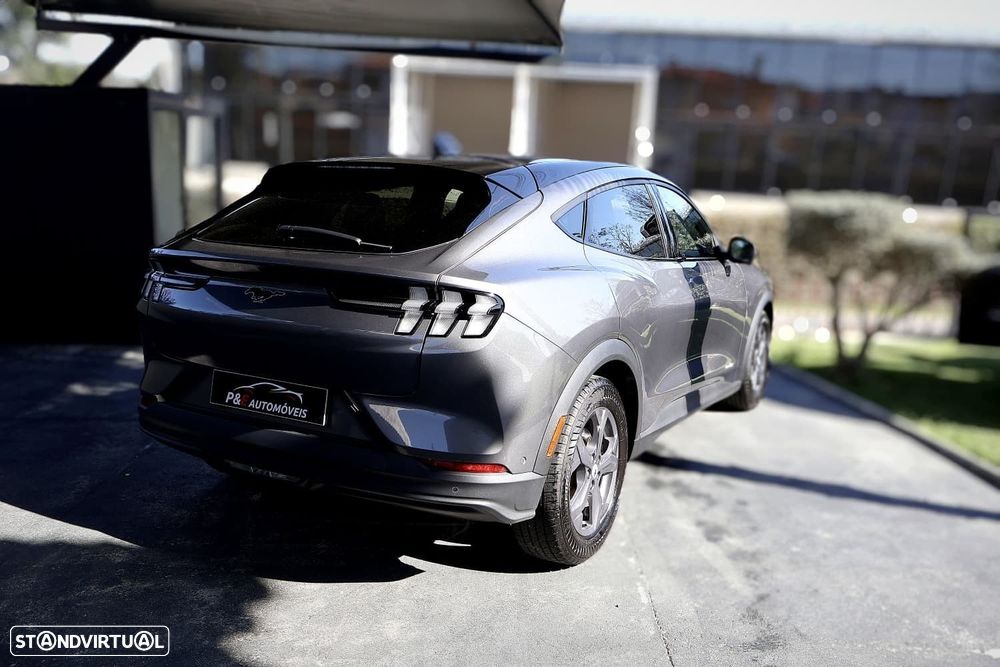 Ford Mustang Mach-E Standard - 9