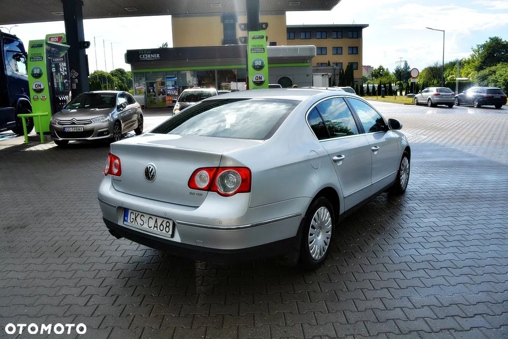 Volkswagen Passat 2.0 TDI DPF Comfortline DSG - 6