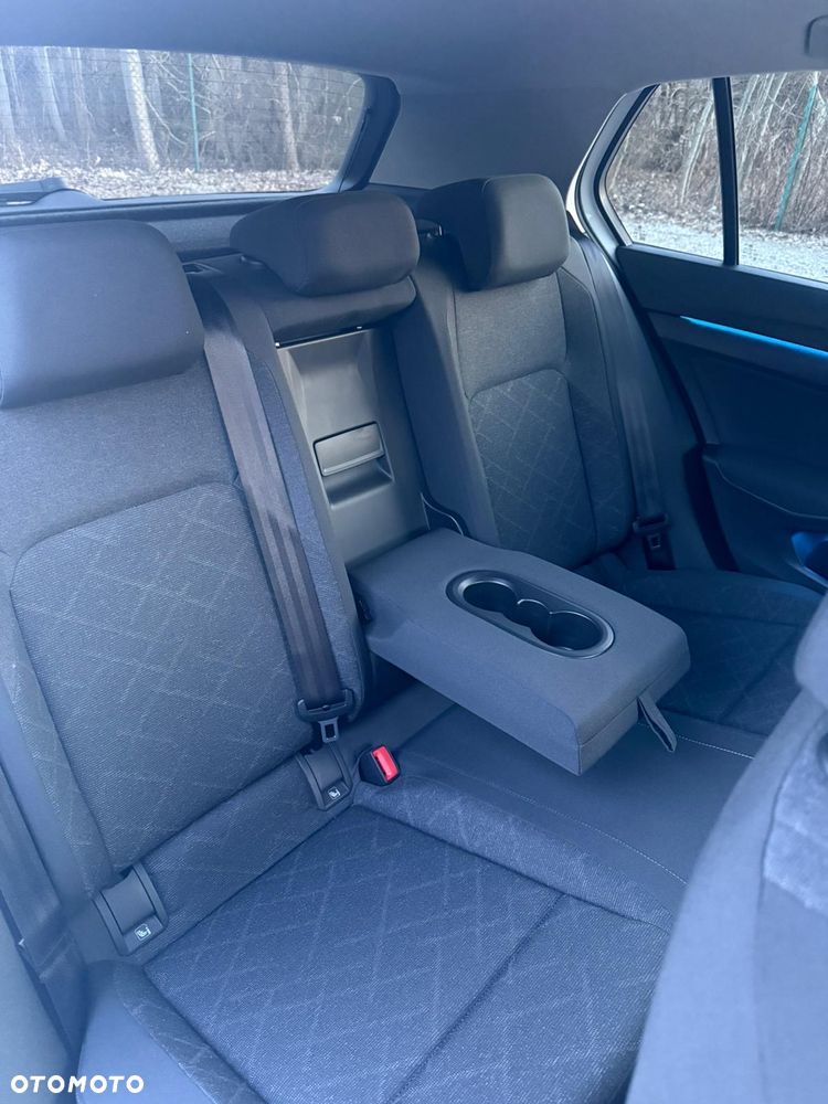 Volkswagen Golf 1.5 eTSI Life DSG - 14