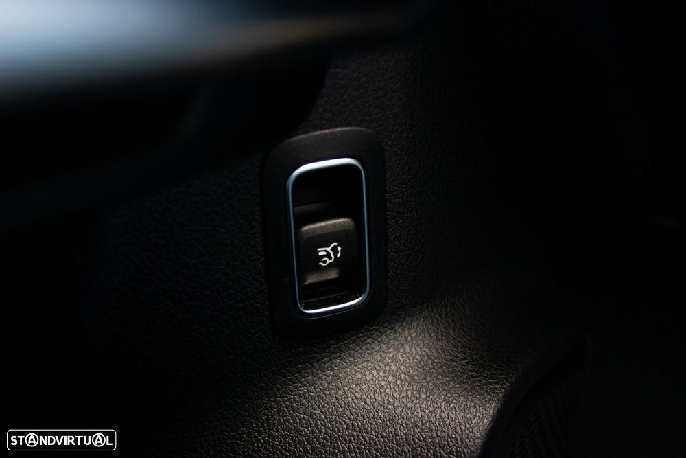 Mercedes-Benz EQA 300 4Matic Progressive - 37