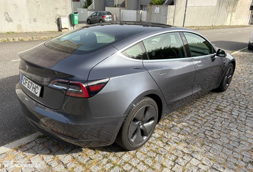 Tesla Model 3 Standard Range Plus RWD - 3